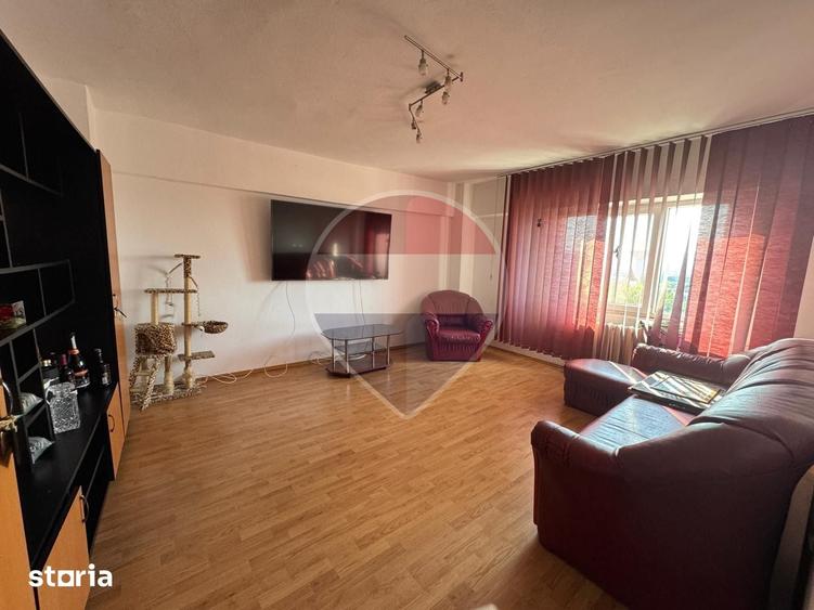 Apartament cu 3 camere în Sud