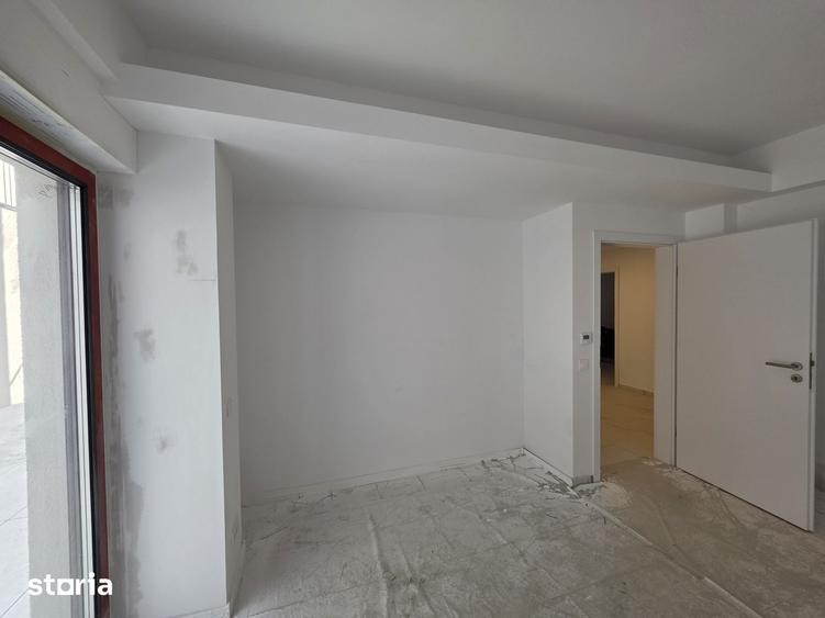 Apartament cu 5 camere în Aviației