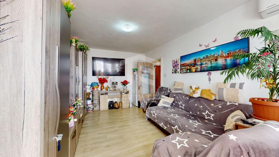 Apartament cu 3 camere decomandat în Rahova