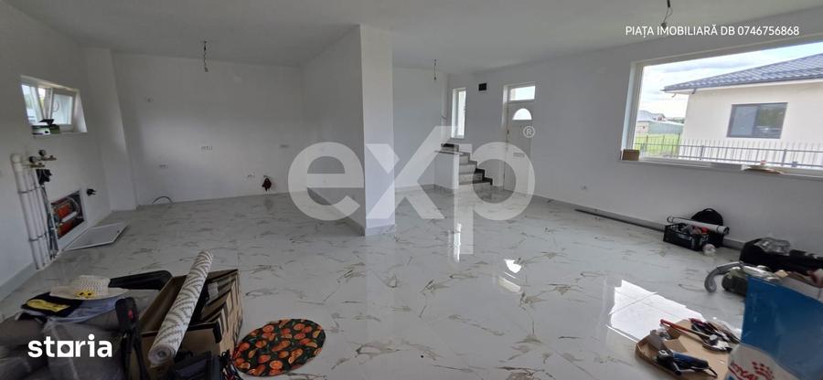 Casă cu 3 camere cu Teren 406 Mp în Ulmi