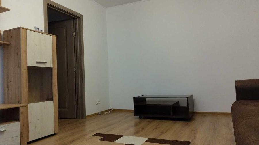 Apartament cu 2 camere semidecomandat în Astra