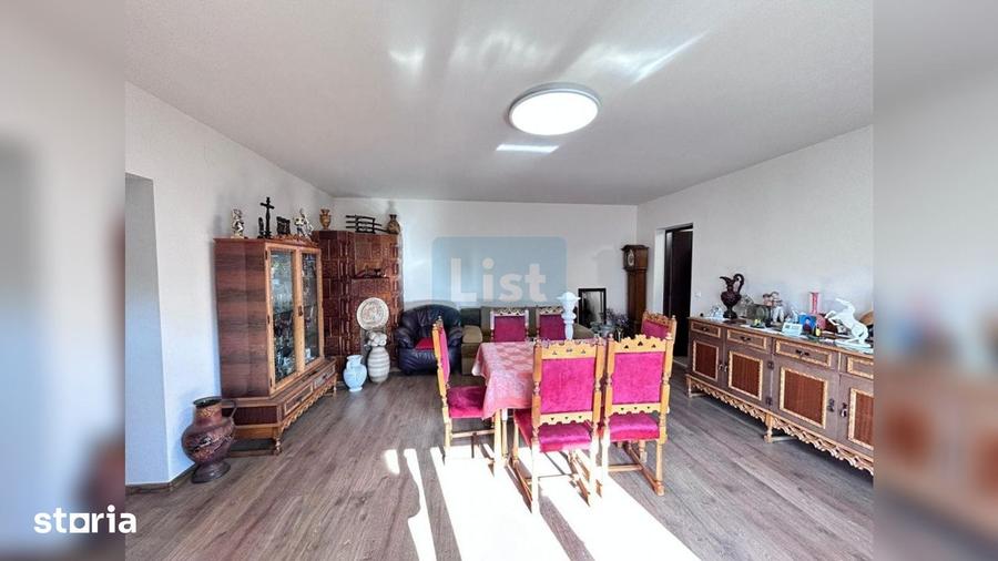 Casă cu 2 camere cu Teren 800 Mp în Central