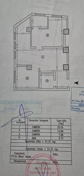 Apartament cu 3 camere semidecomandat în Tătărași