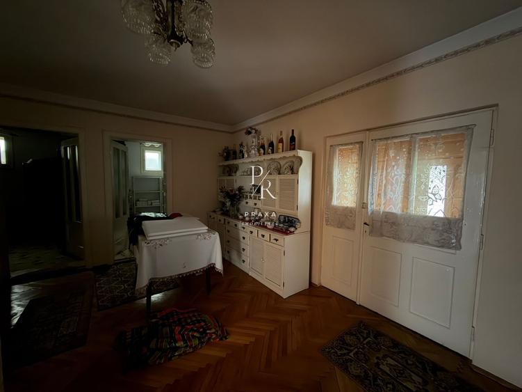 Casă individuală cu 30 camere cu Canalizare în Izvoru Crișului
