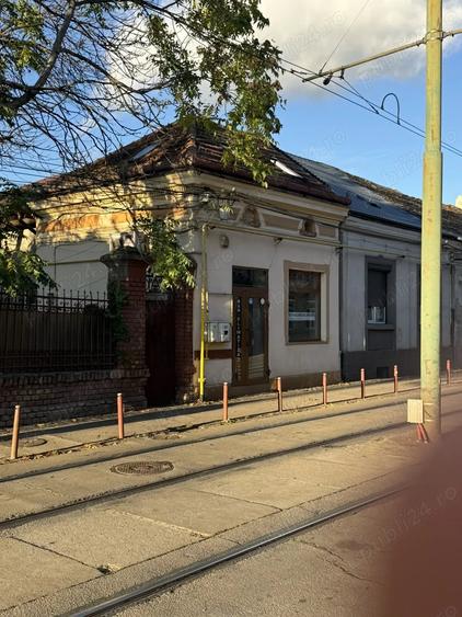 Casă cu 2 camere cu Teren 70 Mp în Iosefin