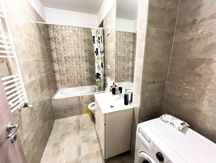 Apartament cu 2 camere decomandat, mobilat în Păcii