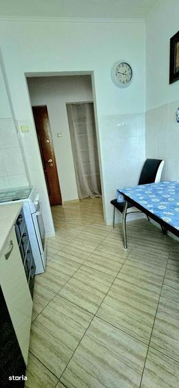Apartament cu 2 camere semidecomandat în Aleea Trandafirilor