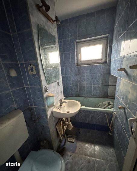 Apartament cu 3 camere semidecomandat în Central