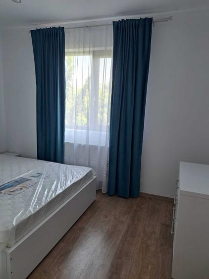Apartament cu 2 camere decomandat în Politehnica