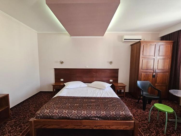 Hotel/Pensiune, de 948.29998779297 mp, în Delfinariu