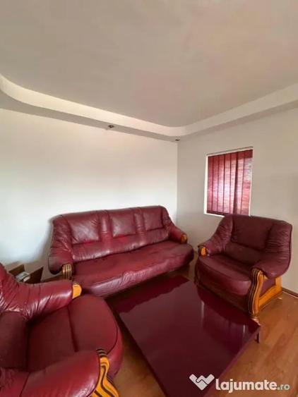 Apartament cu 3 camere decomandat în Gara