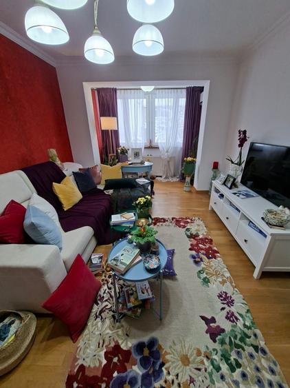 Apartament cu 2 camere semidecomandat în Central
