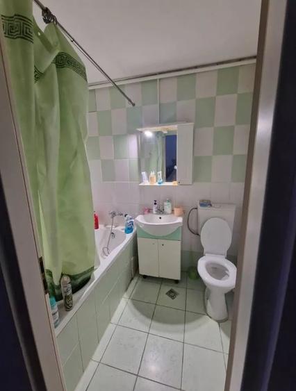 Apartament cu 2 camere semidecomandat, mobilat în Mărăști