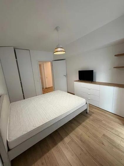 Apartament cu 2 camere semidecomandat în Drumul Taberei