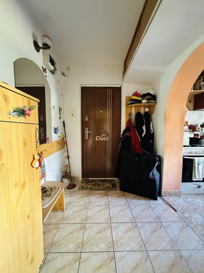 Apartament cu 3 camere semidecomandat, mobilat în Mănăștur