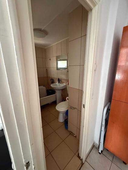 Inchiriez spatiu comercial in zona Sovata - 6