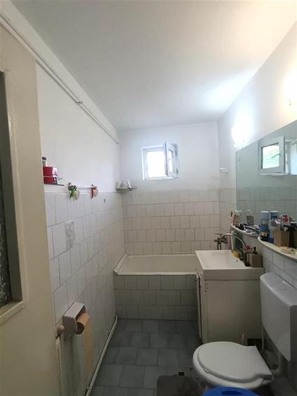 Apartament cu 3 camere decomandat în Hipodrom