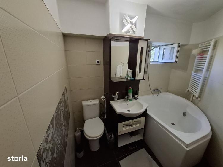 Apartament cu 3 camere în Brotăcei