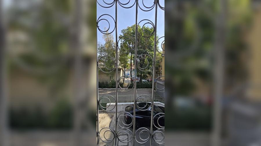 Apartament cu 4 camere decomandat în Punctele Cardinale