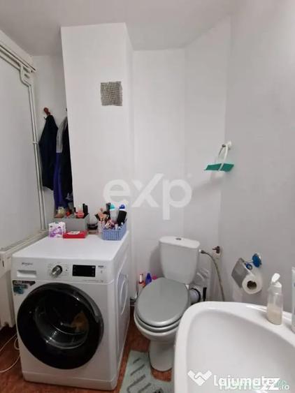 Apartament cu 2 camere decomandat în Micro 6