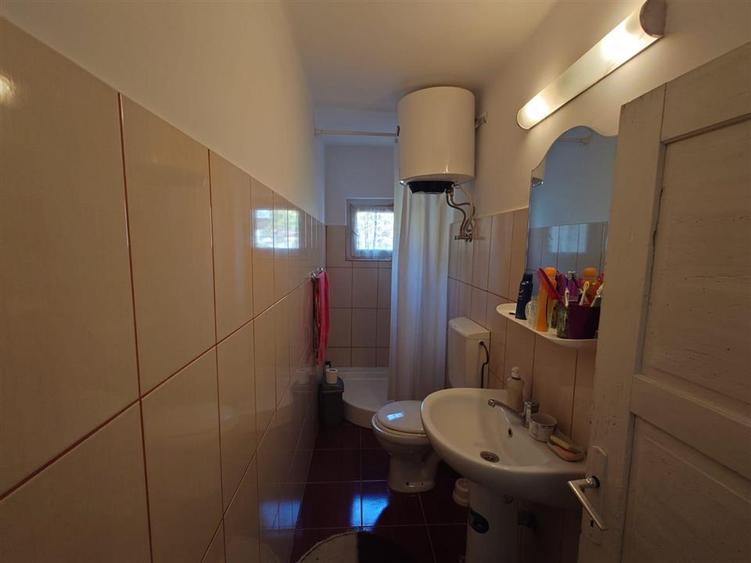 Casă individuală cu 4 camere cu Teren 7650 Mp în Mihăileni