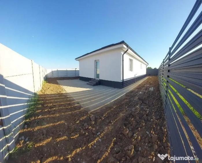 Casă cu 3 camere cu Teren 320 Mp în Vârteju