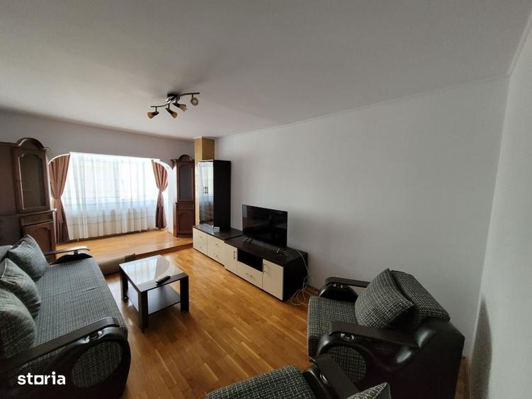 Apartament cu 3 camere decomandat în Bere