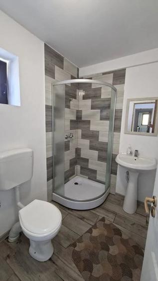 Casă cu Teren 1200 Mp în Budeasa