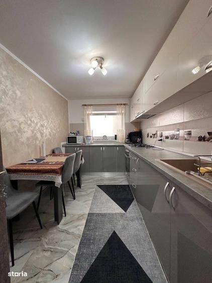 De vanzare apartament cu 3 camere si balcon, etajul 2, renovat, 70mp - 1