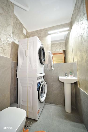 Apartament cu 3 camere în Piața Unirii