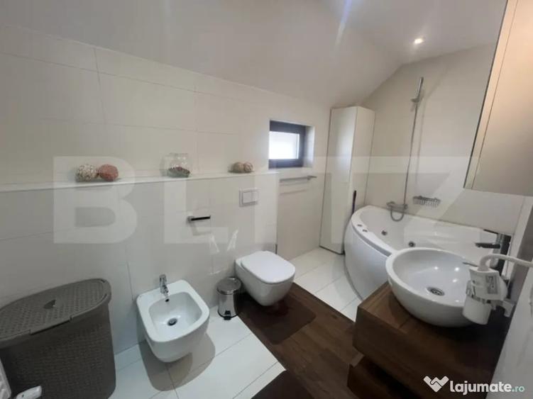 Casă cu 4 camere cu Teren 250 Mp în Unirii