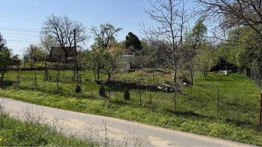 Teren de 756 mp, în Măgura