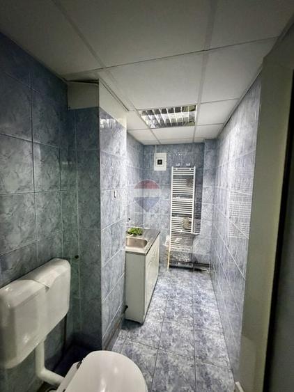 Spațiu comercial, de 61.200000762939 mp, în Obor