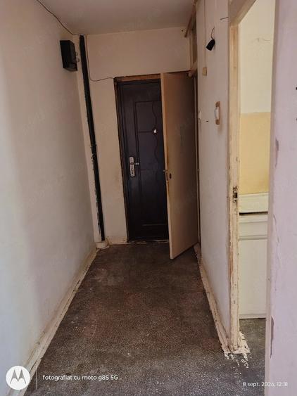 Apartament cu 2 camere decomandat în Exterior Vest