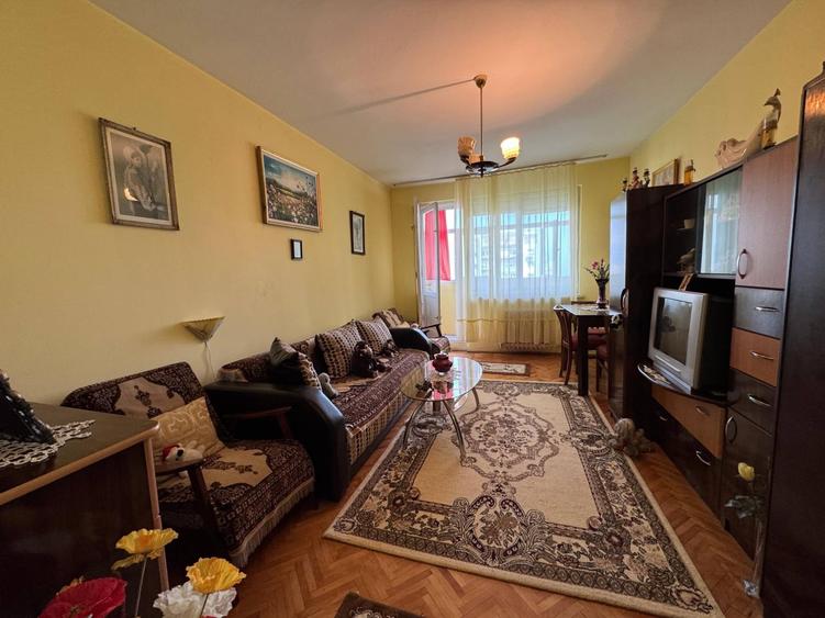 Apartament de vanzare in zona intersevisan - 3
