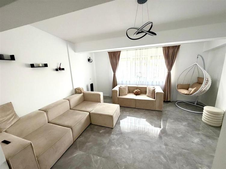 Apartament cu 2 camere decomandat, mobilat în Ipotești