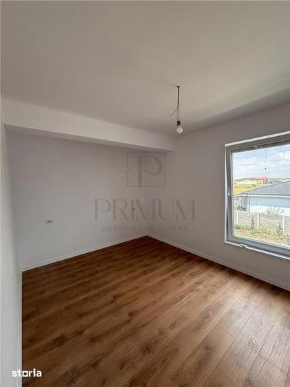 Casă cu 5 camere cu Teren 301 Mp în Central