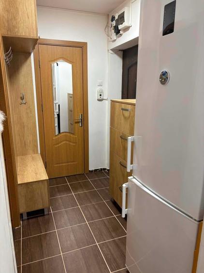 Apartament cu 2 camere decomandat în Tudor