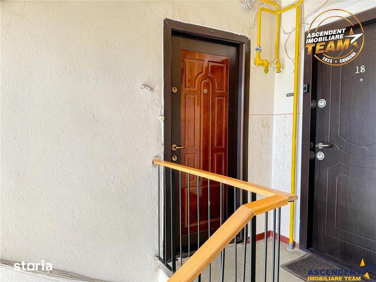 Apartament cu 3 camere, mobilat în Simeria