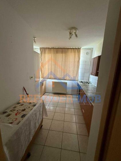 Vanzare apartament 4 camere zona Teius - Rahova - 1