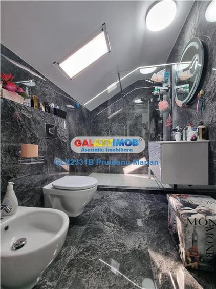 Casă cu 5 camere cu Teren 900 Mp în Clinceni