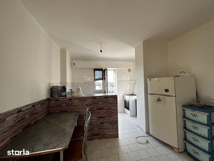 Ap. 2 camere , decomandat -Complex Studentesc -Olimpia