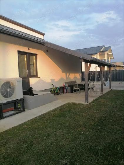 Casă cu 4 camere cu Teren 500 Mp în 1 Mai