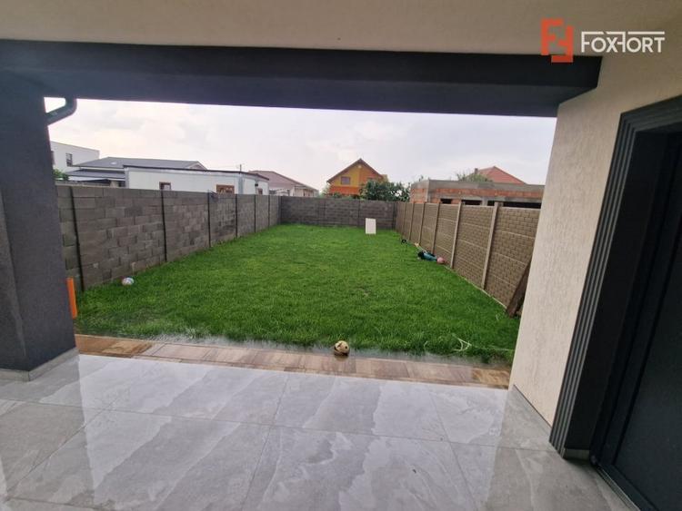 Duplex cu 4 camere cu Canalizare în Moșnița Veche