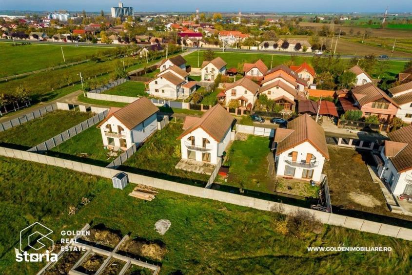 Casă cu 4 camere cu Teren 450 Mp în Pecica