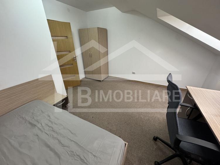 Apartament cu 3 camere decomandat în 7 Noiembrie