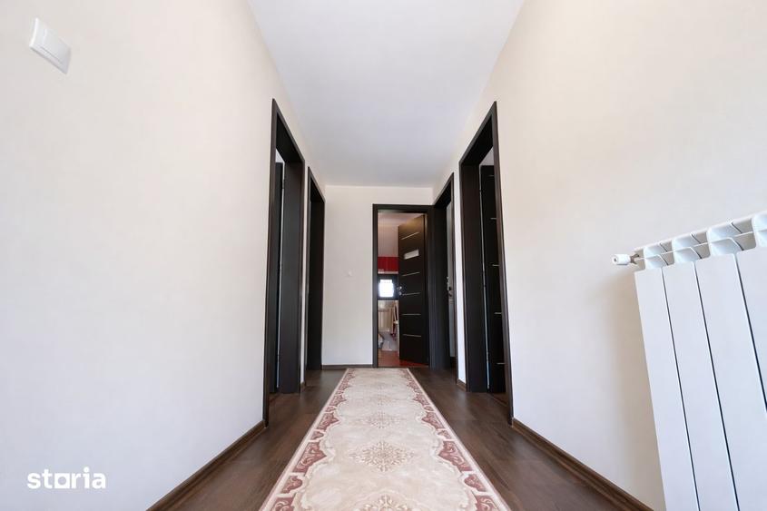 Casă cu 4 camere cu Teren 495 Mp în Central