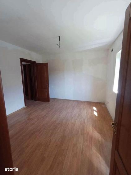 De vanzare casa in Cotu-Vames P+E,teren de 1130mp. Pret 99900 euro - 11