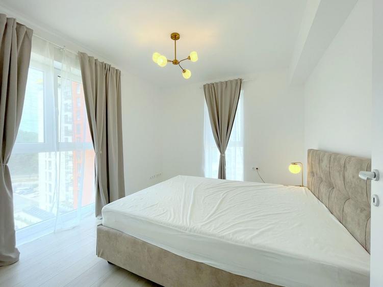 Apartament cu 3 camere decomandat, mobilat în Lipovei