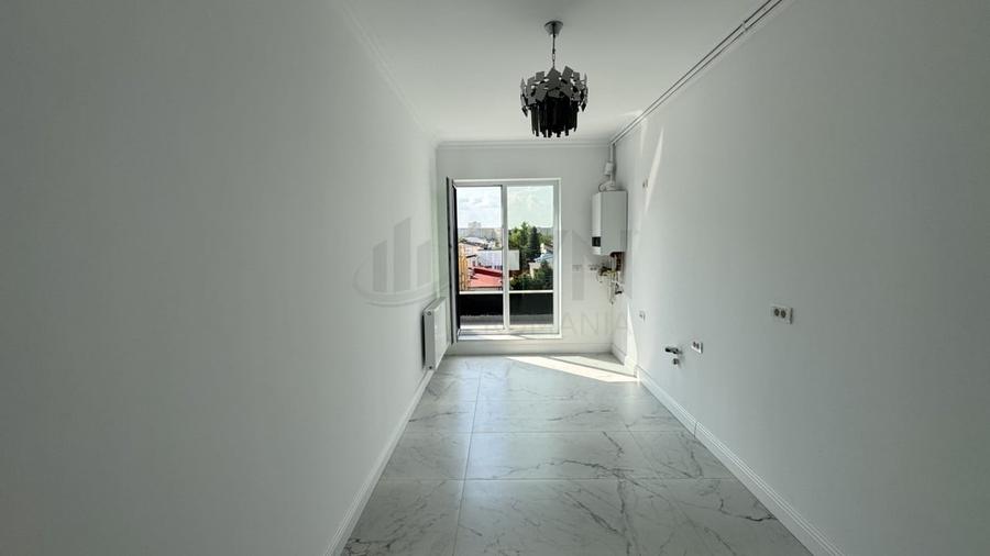 Apartament cu 3 camere decomandat în Bucur Obor